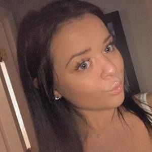 Meet your Posher, Gabrielle